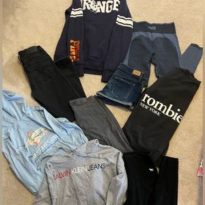 Women’s medium bundle VS PINK